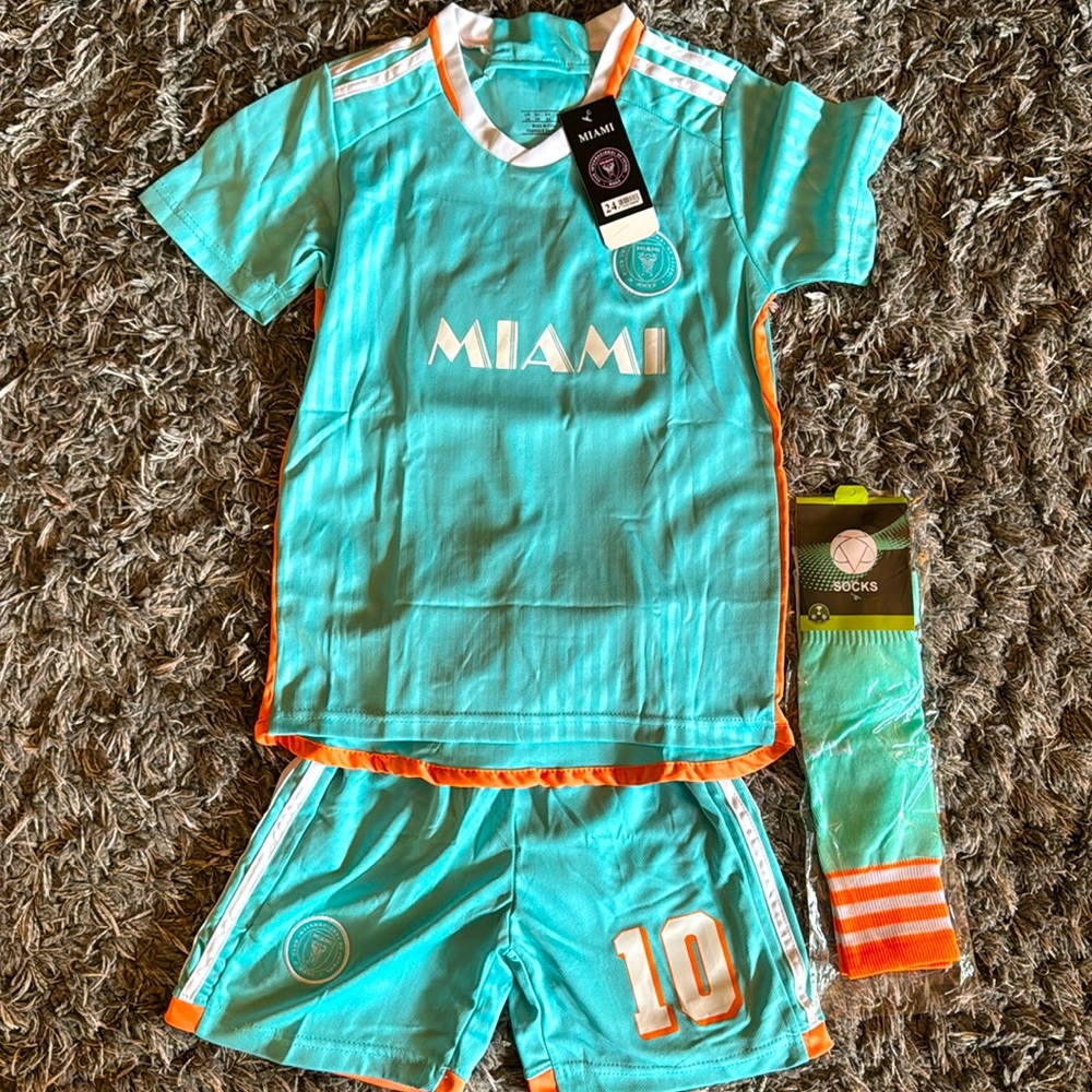 Messi jersey + shorts + soccer socks